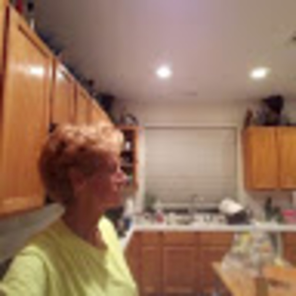 Meet your Posher, Tina